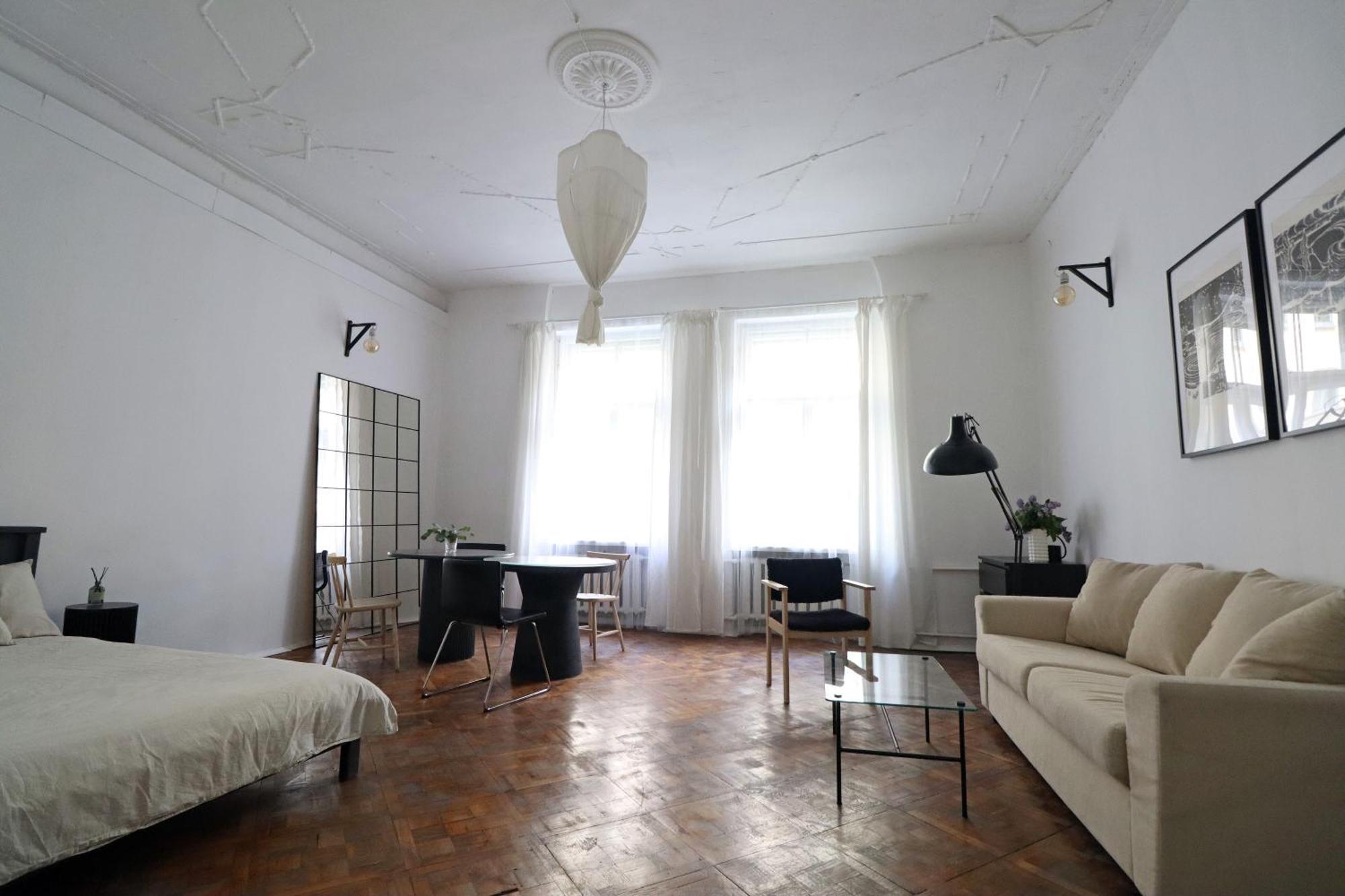 Spacious 3 In Art Nouveau District * Рига